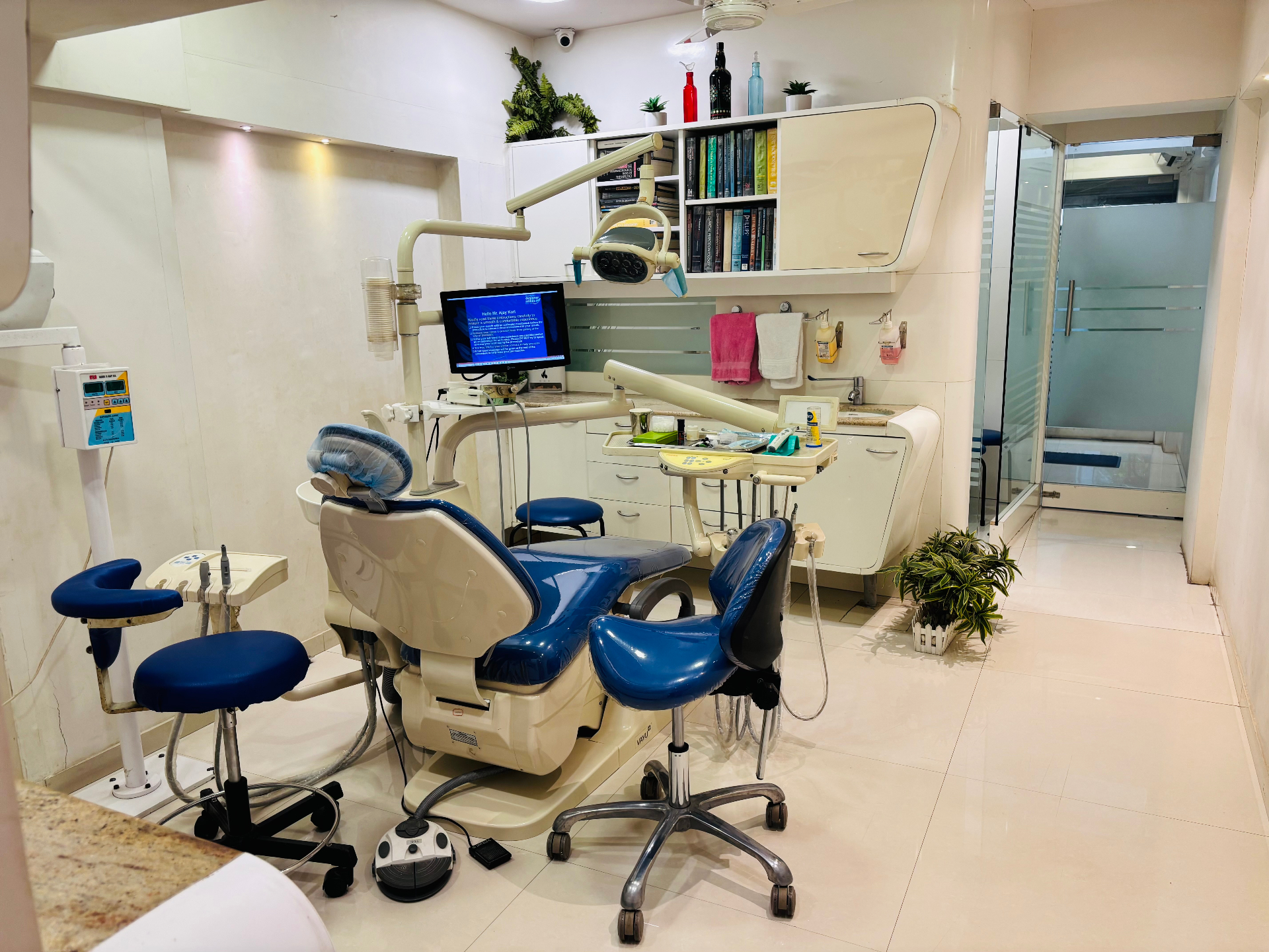 Primary operatory at Designer Smiles, Vile Parle East, Mumbai